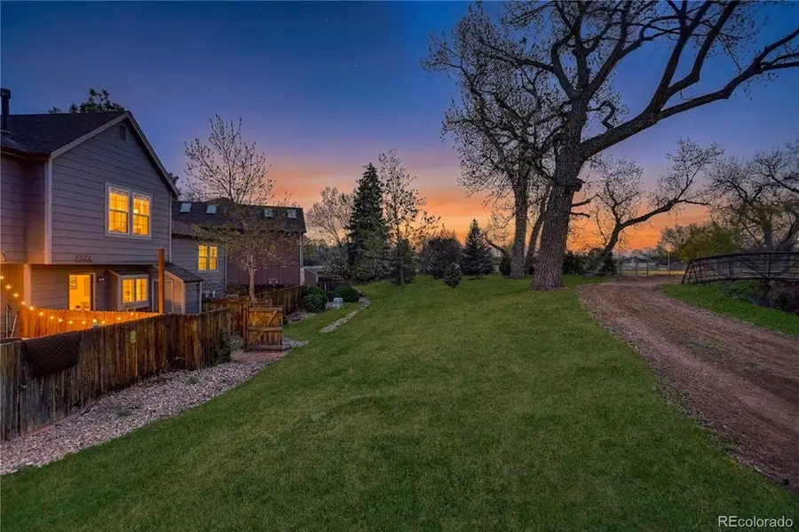 1228 S Flower Circle #B, Lakewood, CO 80232 - #2