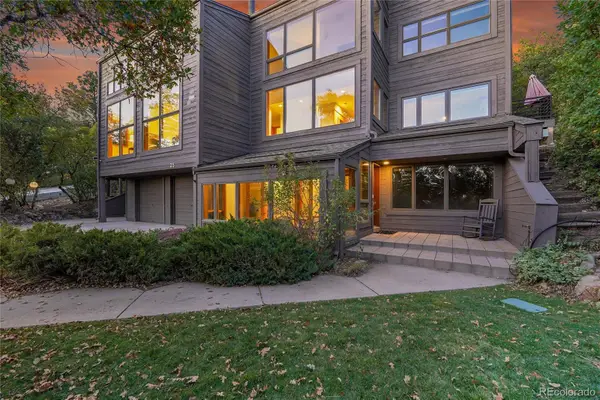 25 Oakridge Drive, Castle Rock, CO 80104