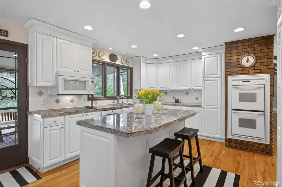 2002 Green Oaks Lane, Littleton, CO 80121 - #2