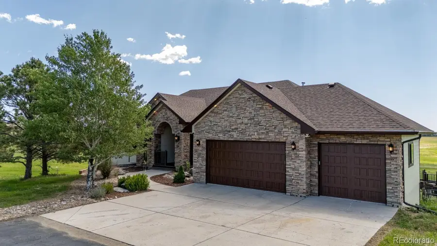 650 Coyote, Elizabeth, CO 80107 - #3