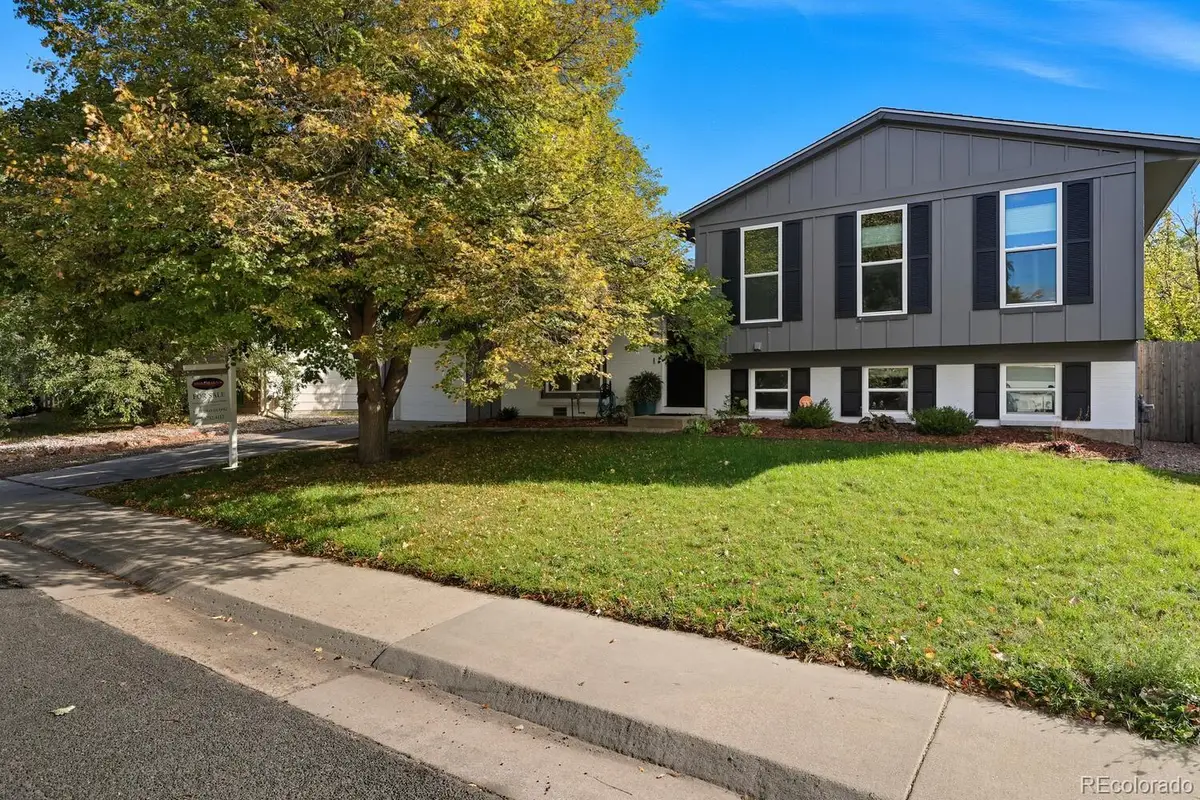 304 Beacon Hill Drive, Lafayette, CO 80026 - Image #1