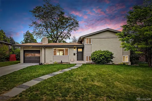 6026 Parfet Street, Arvada, CO 80004