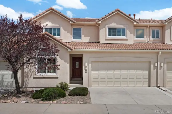 106 Luxury Lane, Colorado Springs, CO 80921