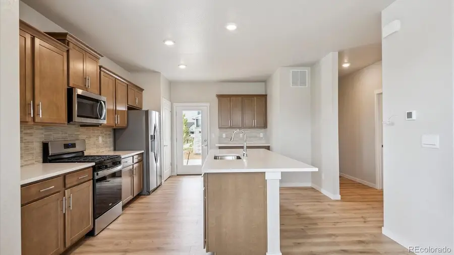 688 N Ukraine Street, Aurora, CO 80018 - #3