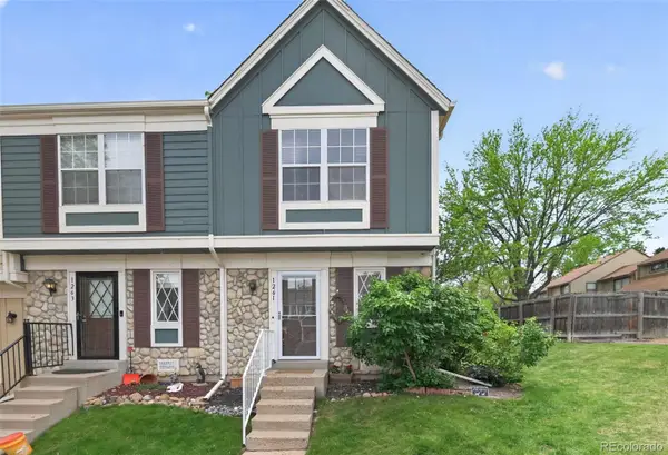 1261 S Idalia Street, Aurora, CO 80017