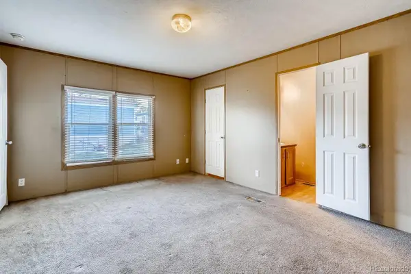 4210 E 100th Avenue, Thornton, CO 80229