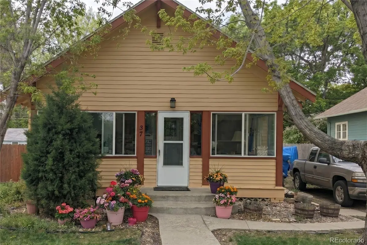 37 E 4th Avenue, Longmont, CO 80504 - #1
