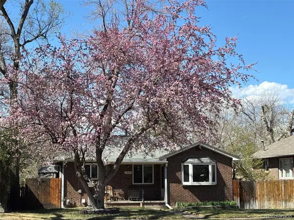 1439 S University Boulevard, Denver, CO 80210