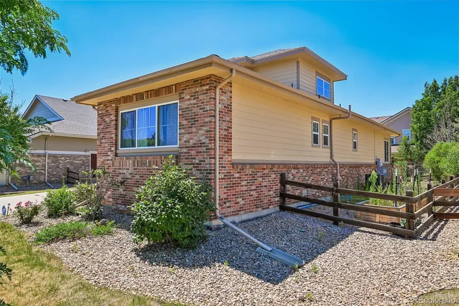247 N Coolidge Way, Aurora, CO 80018 - #2