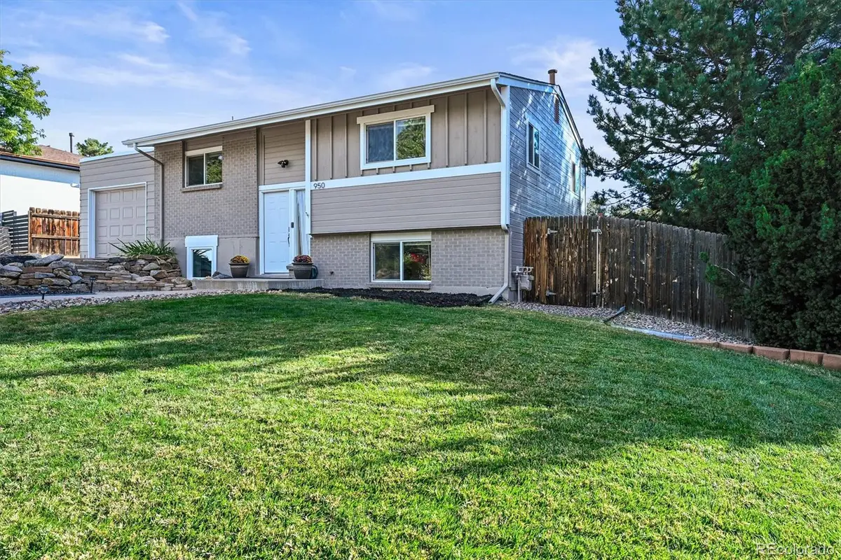 950 S Pierson Way, Lakewood, CO 80226 - Image #1