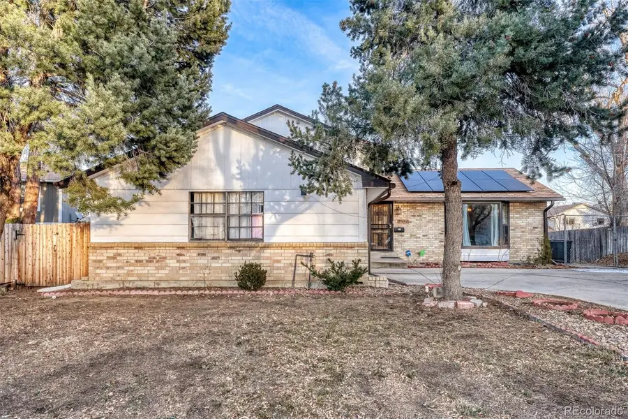 582 Revere Street, Aurora, CO 80011 - Image #2