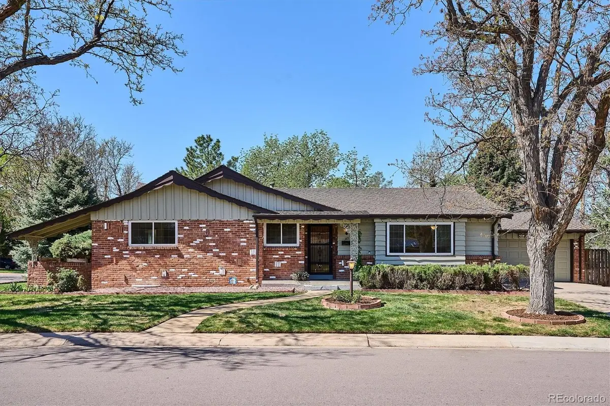 385 Oakland Street, Aurora, CO 80010 - #1