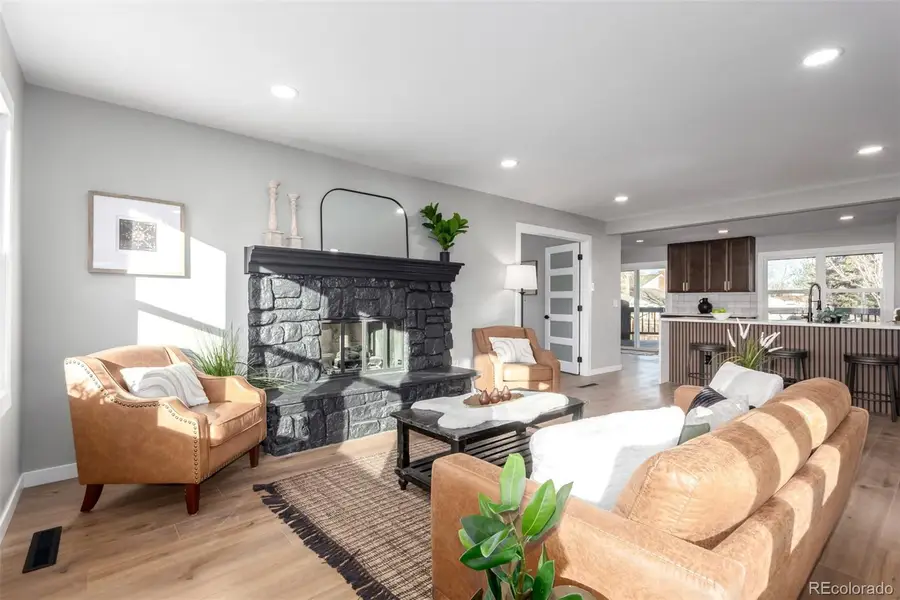 8670 S Ammons Street, Littleton, CO 80128 - Image #3