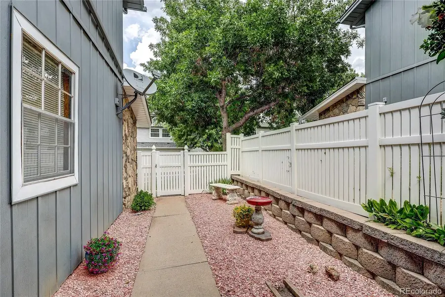 2829 S Xanadu Way, Aurora, CO 80014 - Image #2