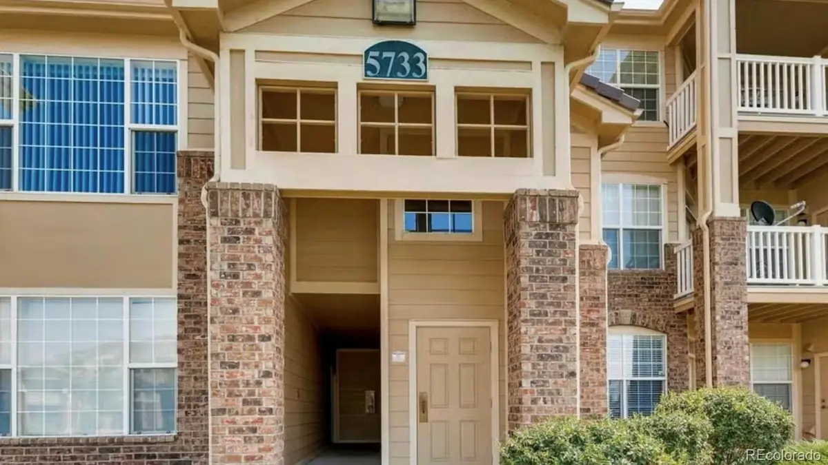 5733 N Gibralter Way #3-105, Aurora, CO 80019 - #1