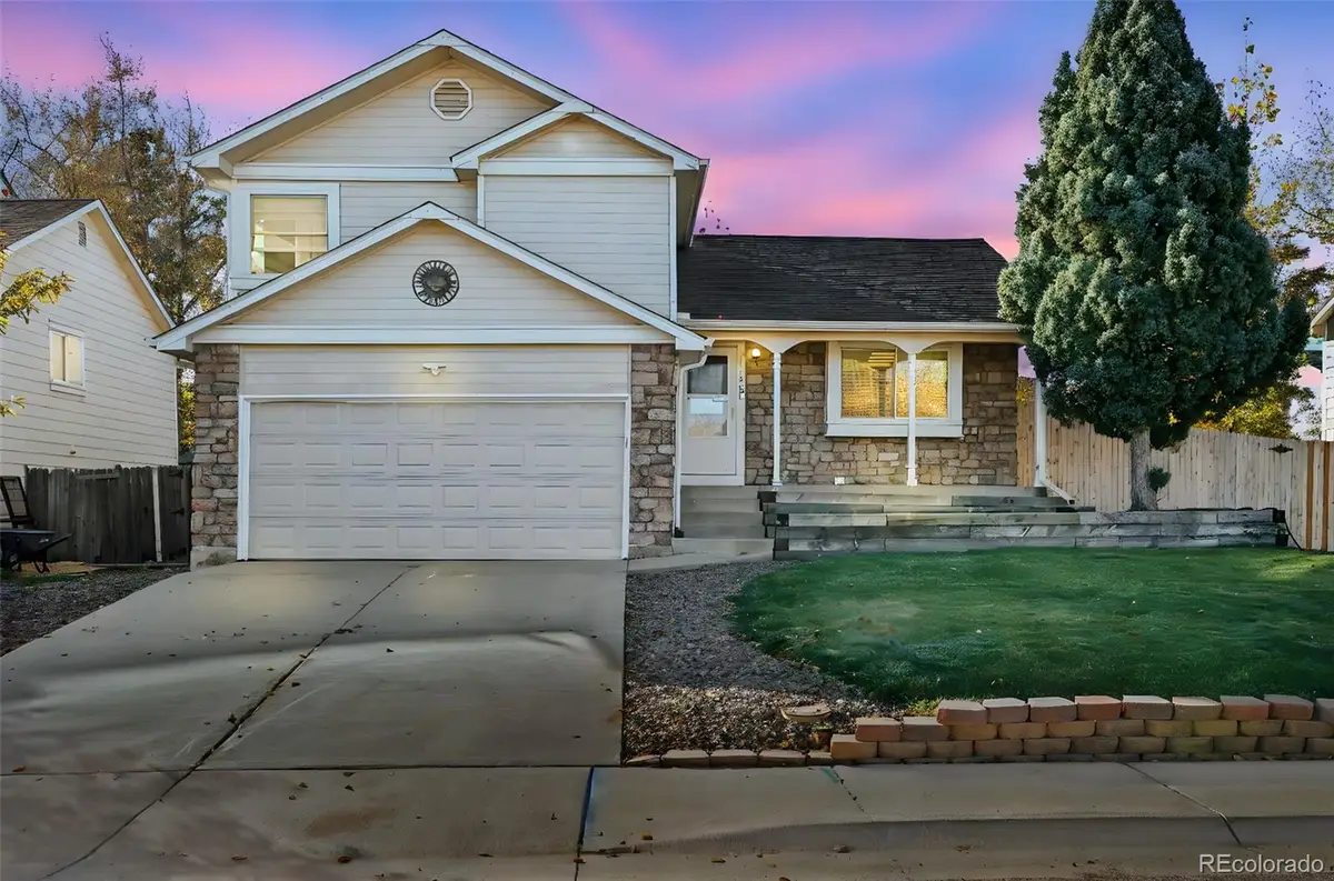 11166 W Bowles Place, Littleton, CO 80127 - Image #1