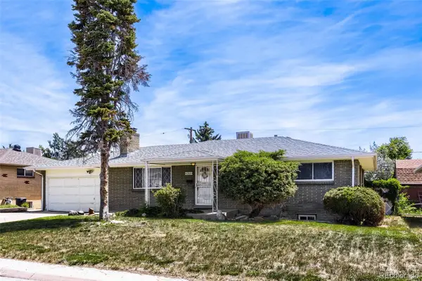 8906 Oakwood St, Westminster, CO 80031