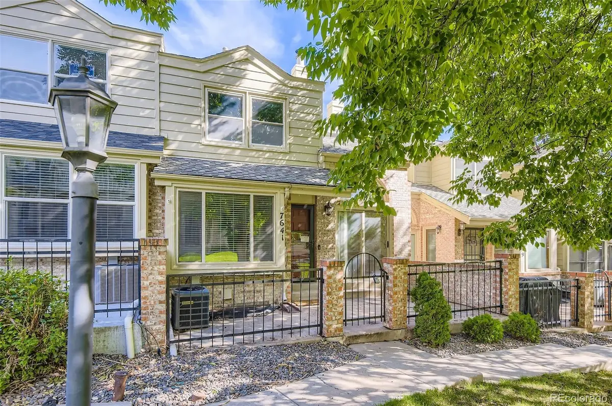 7641 S Cove Circle, Centennial, CO 80122 - Image #1