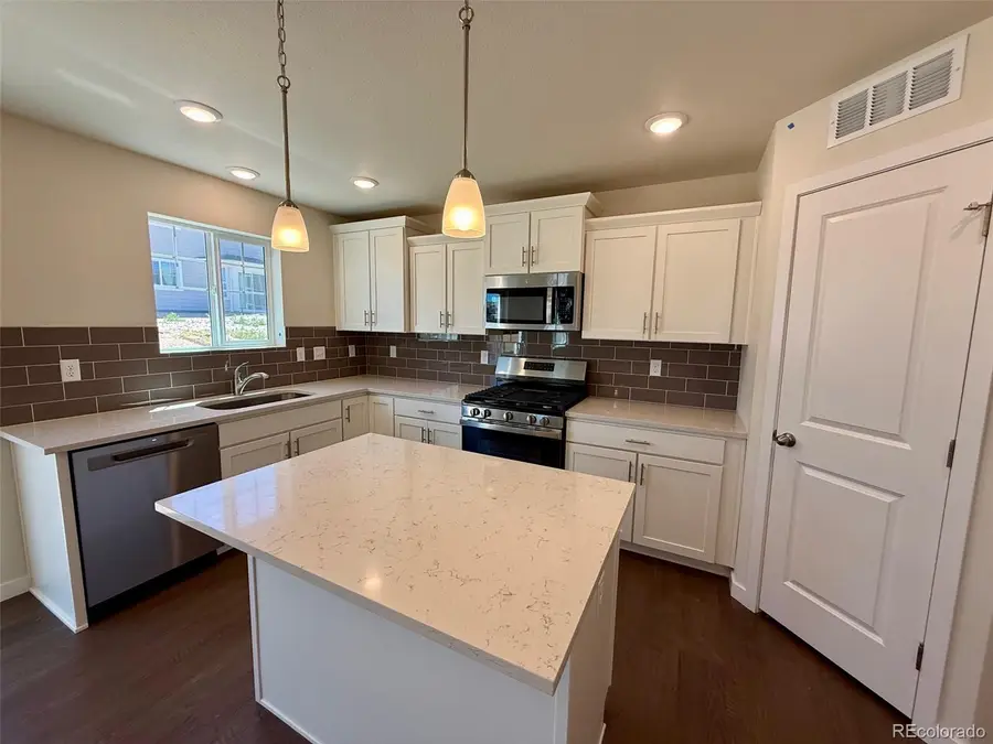 766 N Carrie Court, Watkins, CO 80137 - #3