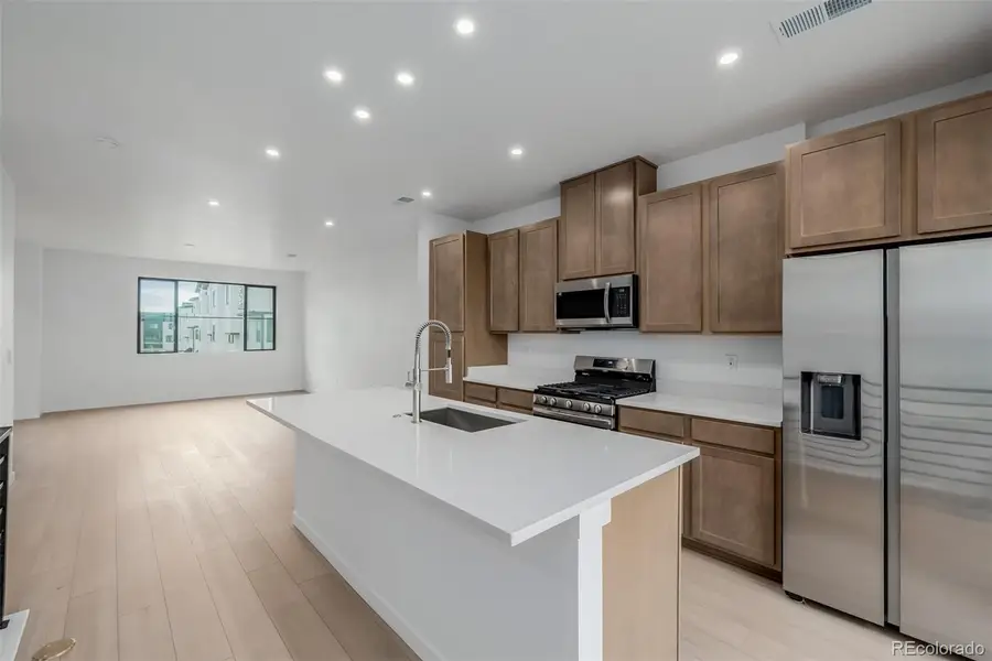 2076 S Holly Street #2, Denver, CO 80222 - Image #2