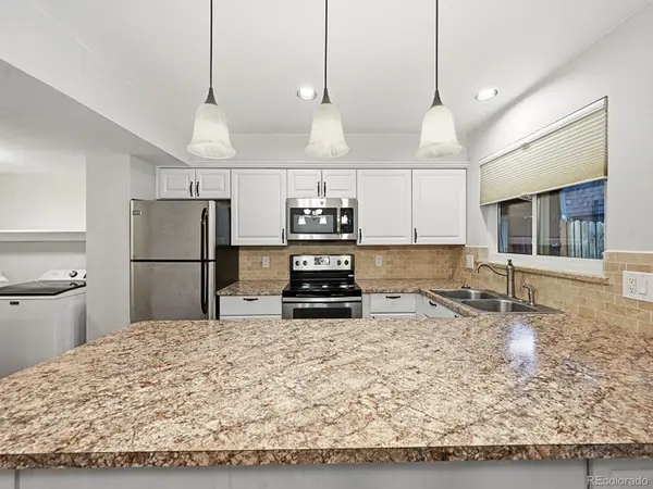 11454 W 17th Place, Lakewood, CO 80215