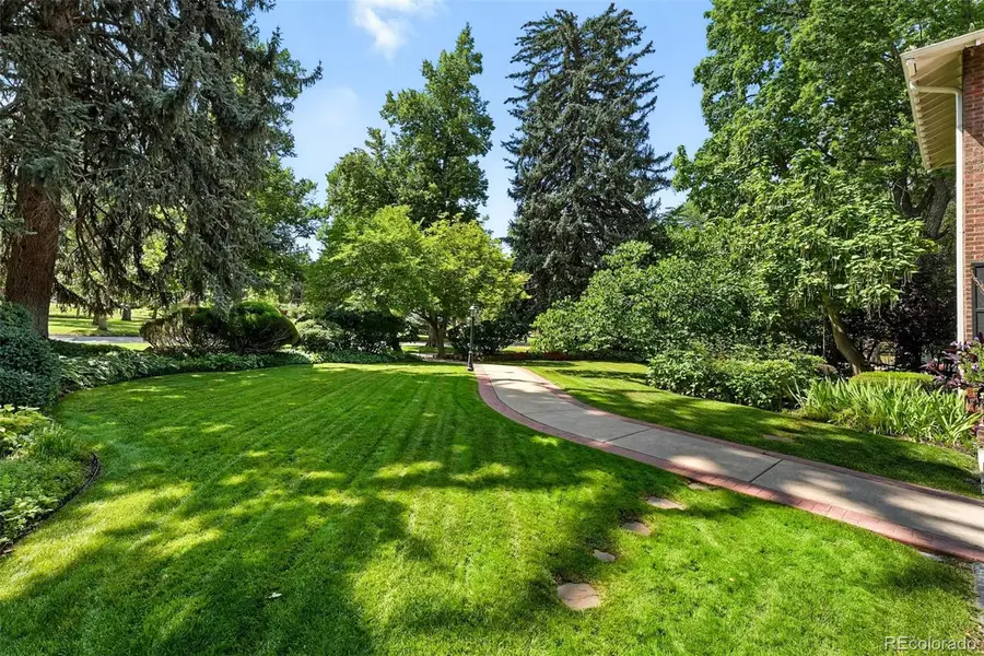 5525 E 17th Avenue Parkway, Denver, CO 80220 - #2