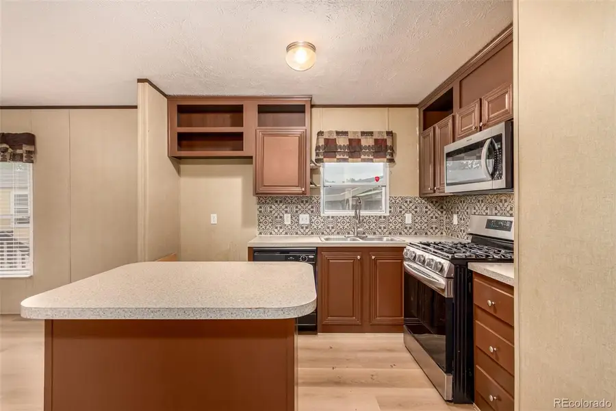 1614 Van Buren Way, Aurora, CO 80011 - Image #3