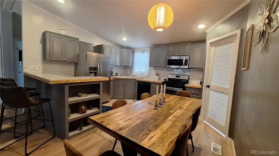 230 N 2nd, Berthoud, CO 80513 - #3