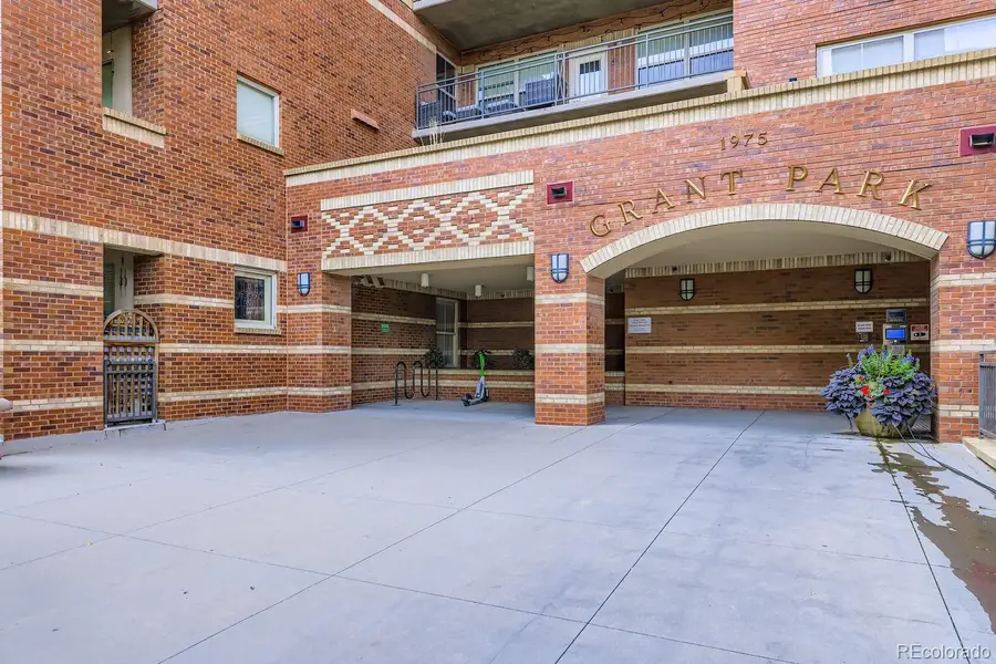 1975 N Grant Street #827, Denver, CO 80203 - Image #3