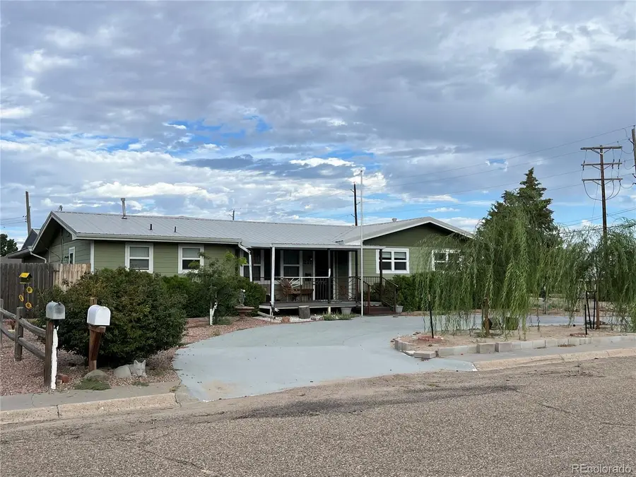 215 S 16th Street, Burlington, CO 80807 - #2
