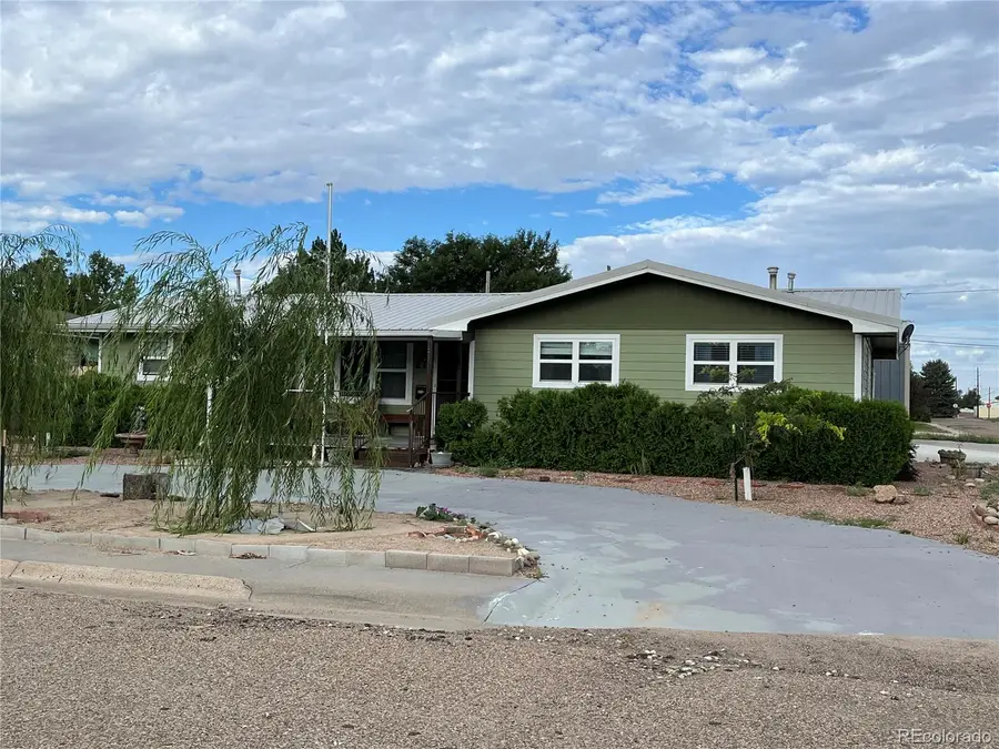 215 S 16th Street, Burlington, CO 80807 - #3
