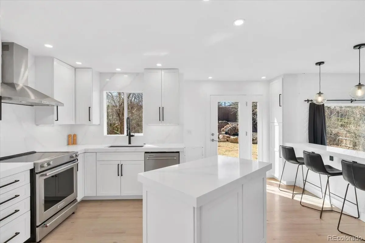 9421 Crestmore Way, Highlands Ranch, CO 80126 - #1