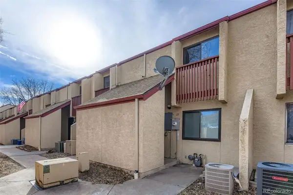 1060 S Parker Road #25, Denver, CO 80231