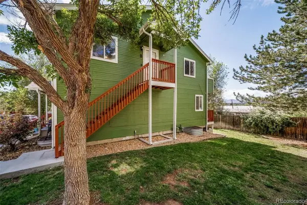 3234 W Girard #D, Englewood, CO 80110