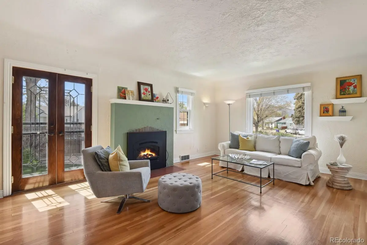 1003 N Institute Street, Colorado Springs, CO 80903 - Image #1