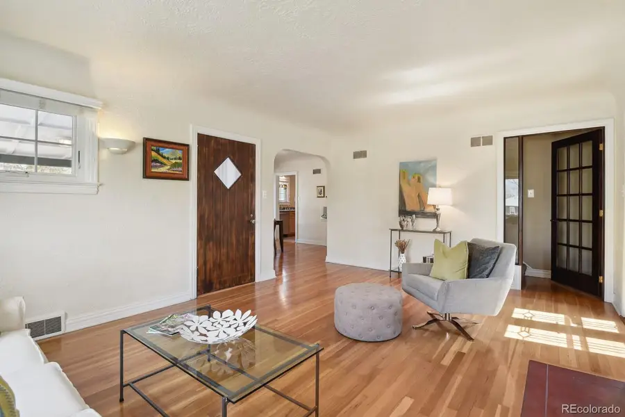 1003 N Institute Street, Colorado Springs, CO 80903 - Image #2