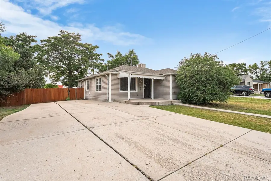 965 S Eliot Street, Denver, CO 80219 - #2