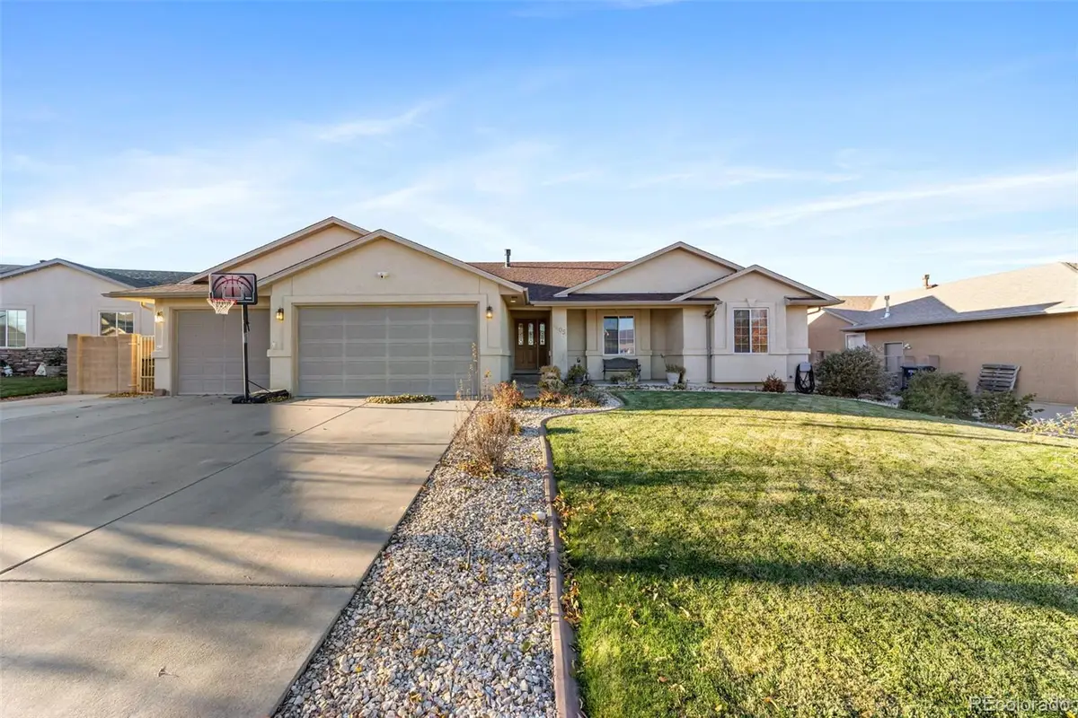 5405 Peregrine Drive, Pueblo, CO 81005 - Image #1