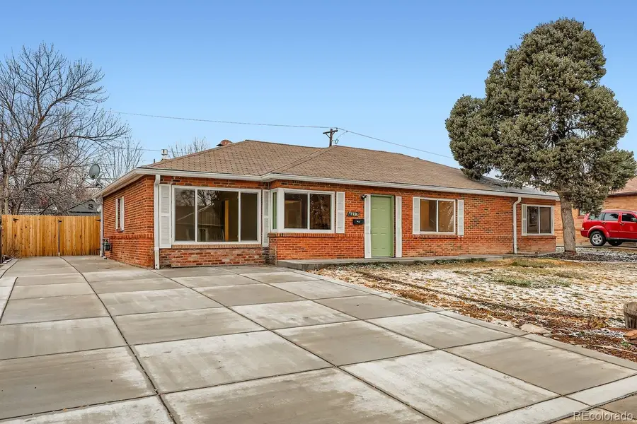 779 Scranton Street, Aurora, CO 80011 - Image #2