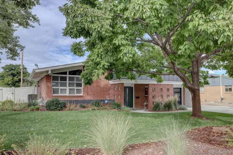 7881 S Kit Carson Drive, Centennial, CO 80122 - Image #3