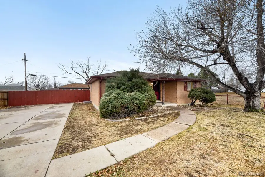 6130 W Mississippi Avenue, Lakewood, CO 80226 - #2