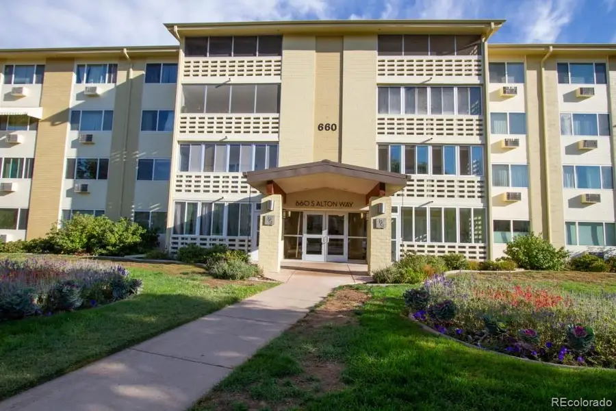 660 S Alton #4A, Denver, CO 80247 - #2