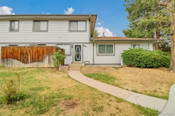 1329 S Chambers Circle #B, Aurora, CO 80012