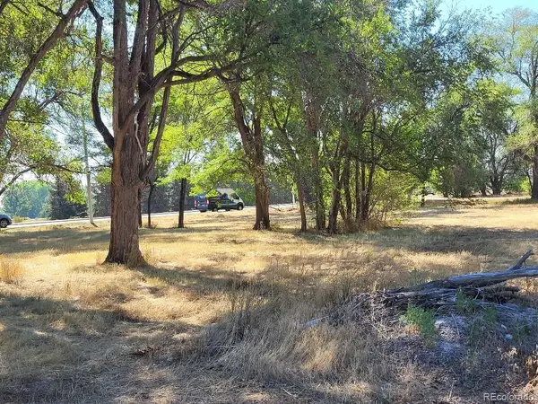 139 Hover Street, Longmont, CO 80501