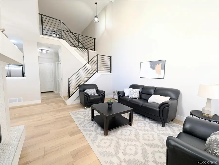 2906 W Long Circle #B, Littleton, CO 80120 - Image #3