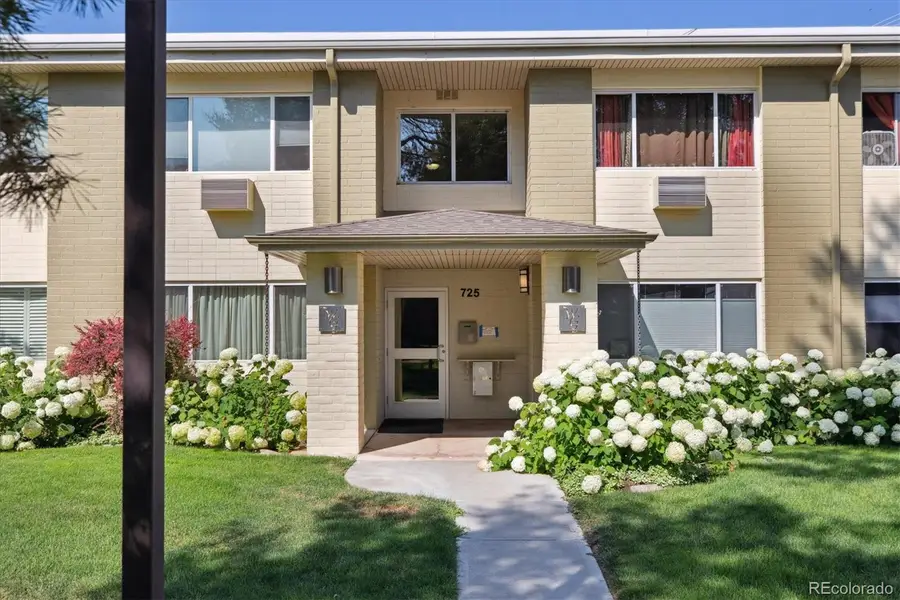 725 S Clinton Street #2B, Denver, CO 80247 - Image #2