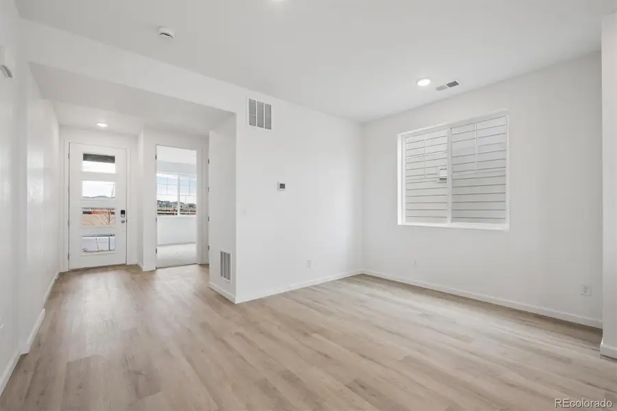 424 S Rifle Street, Aurora, CO 80017 - #3