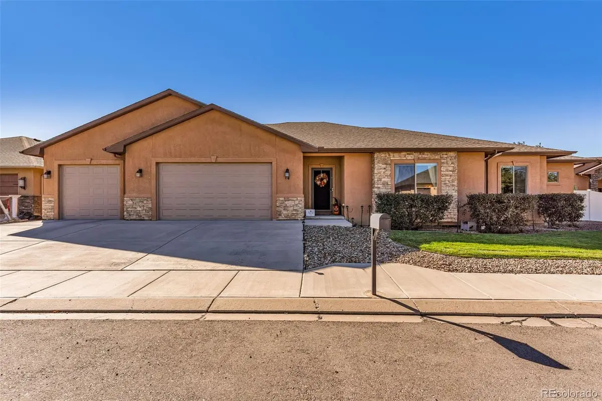 14 Erica Court, Pueblo, CO 81001 - Image #1