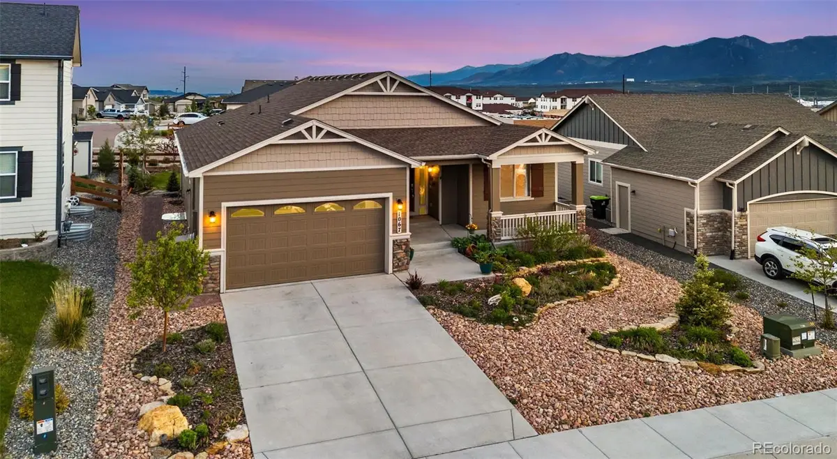 1067 Parkline Lane, Monument, CO 80132 - #1
