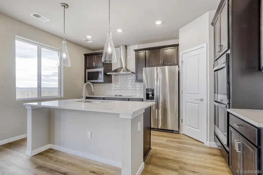 55025 E 28th Place, Strasburg, CO 80136 - #2